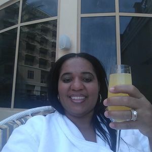 Meet your Posher, Loraine